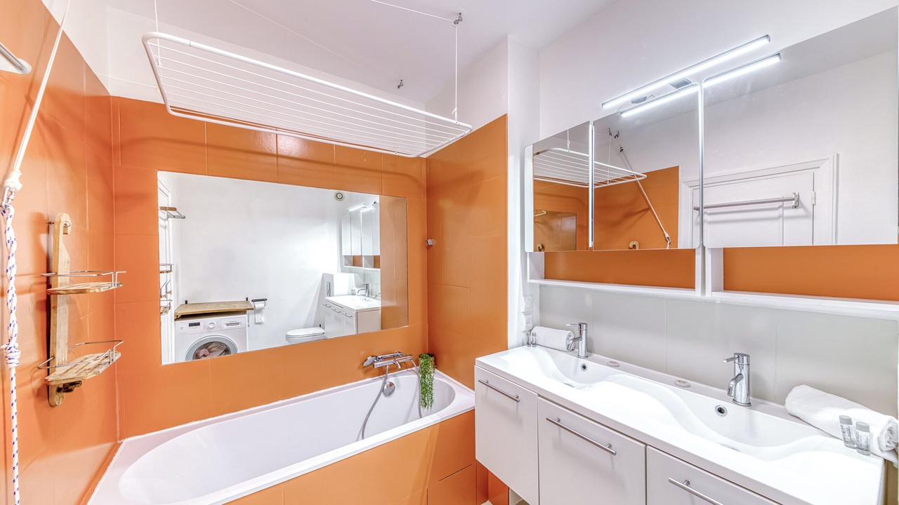 Photo of Bathroom in Carnot - Gailleton