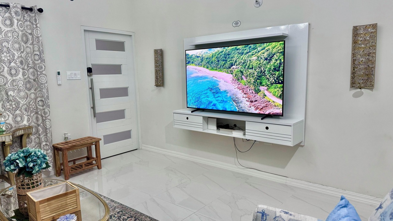 Photo of Livingroom in Little London