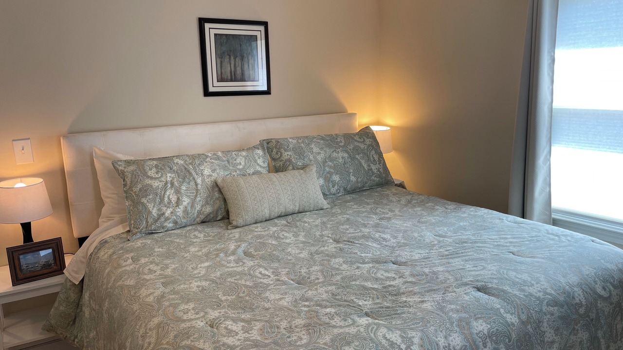 Photo of Bedroom in Old Saybrook