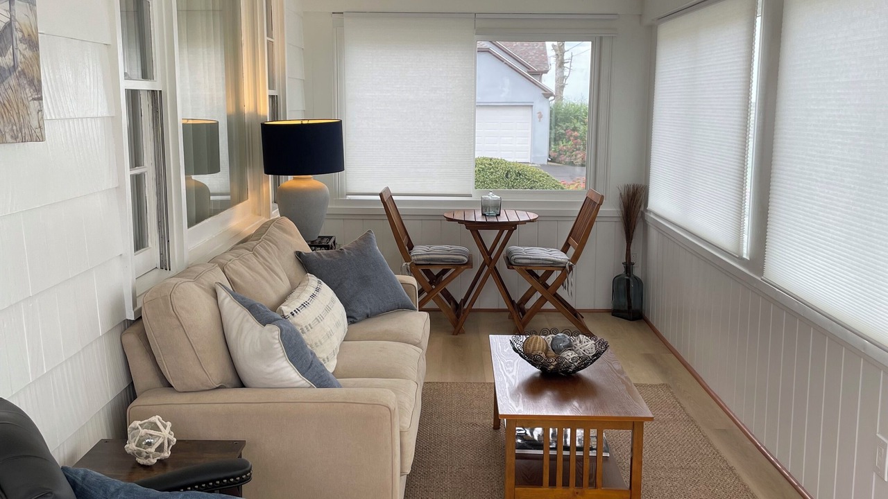 Photo of Livingroom in Old Saybrook