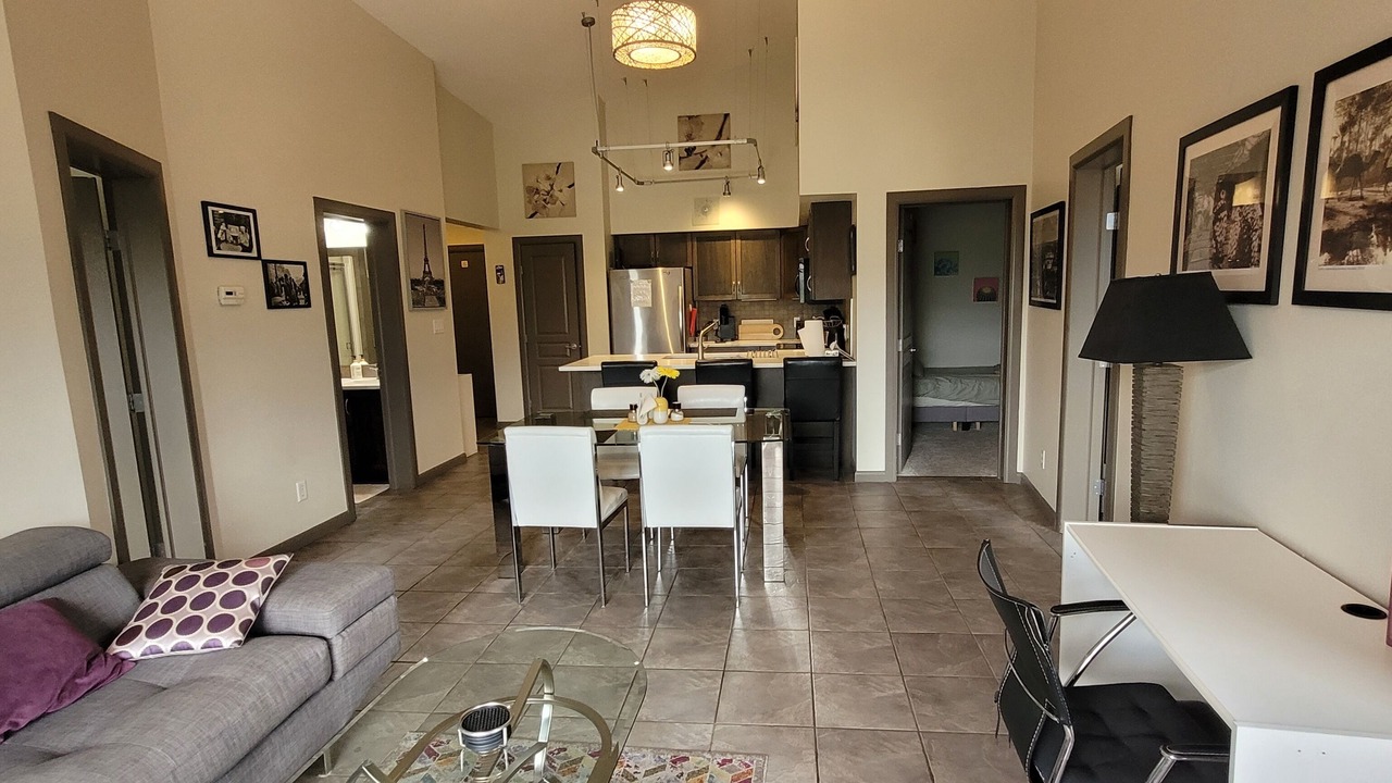 Photo of Livingroom in South Pandosy
