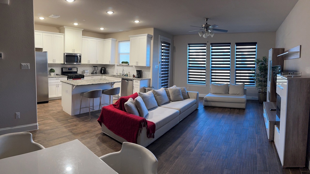 Photo of Livingroom in Allen