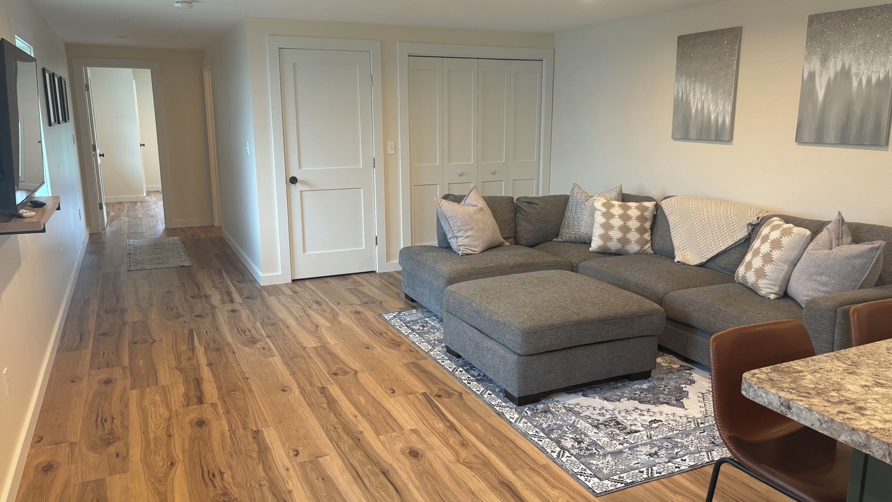 Photo of Livingroom in Lyndon Center