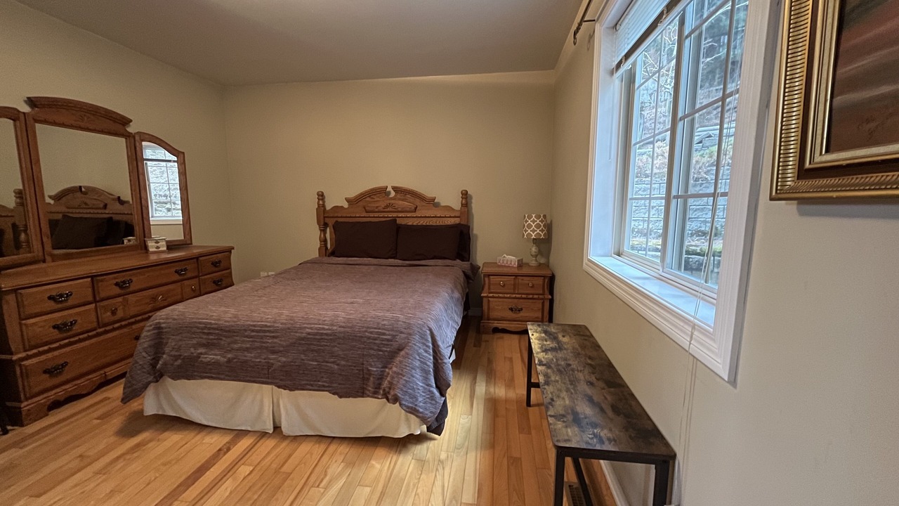 Photo of Bedroom in East Kootenay