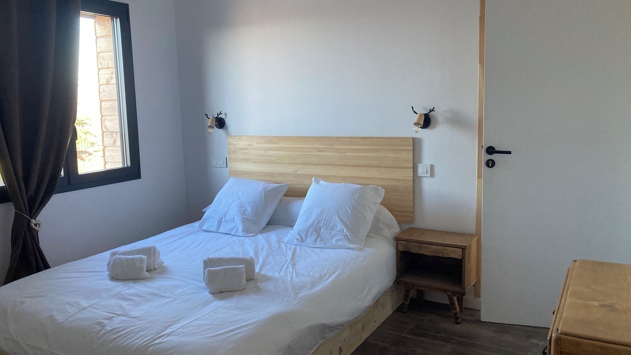 Photo of Bedroom in Saint-Barthelemy-le-Plain