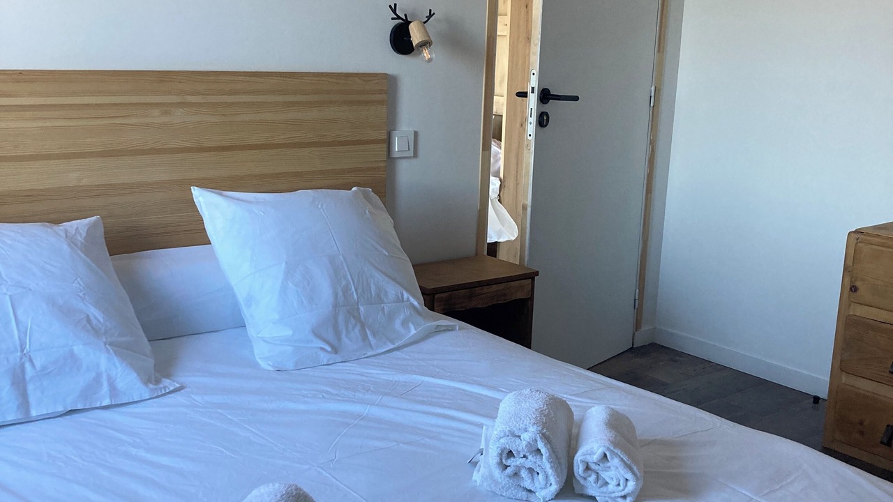 Photo of Bedroom in Saint-Barthelemy-le-Plain