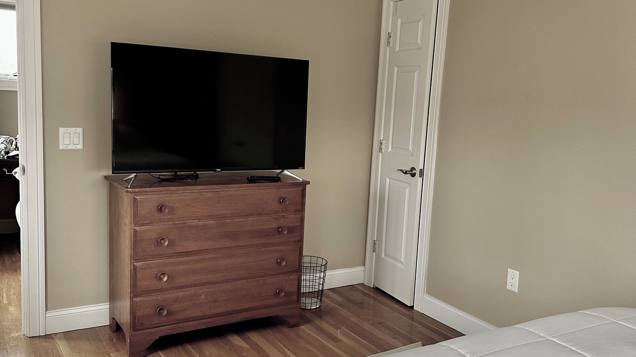 Photo of Bedroom in Old Saybrook