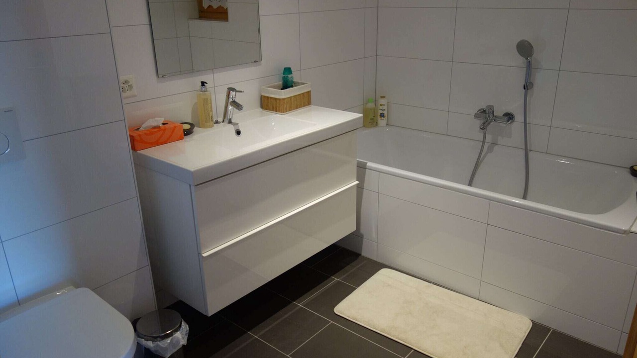 Photo of Bathroom in Vex