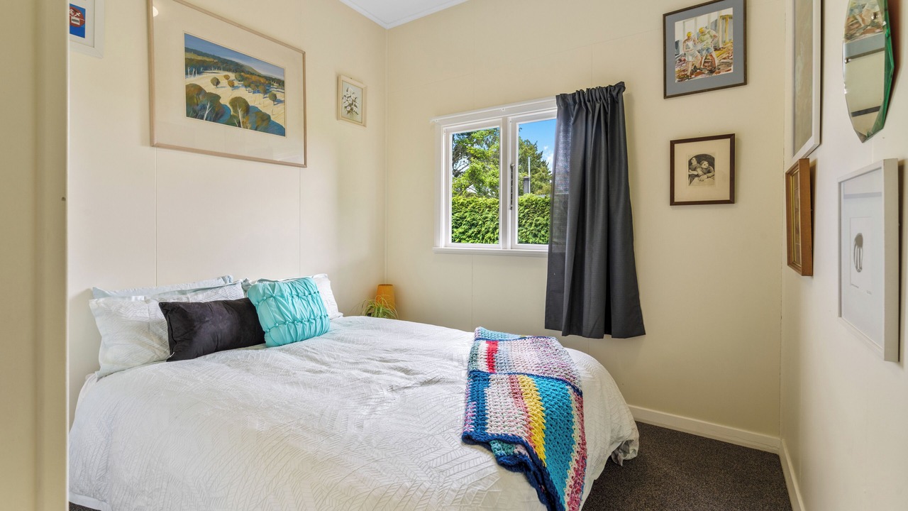 Photo of Bedroom in Karitane