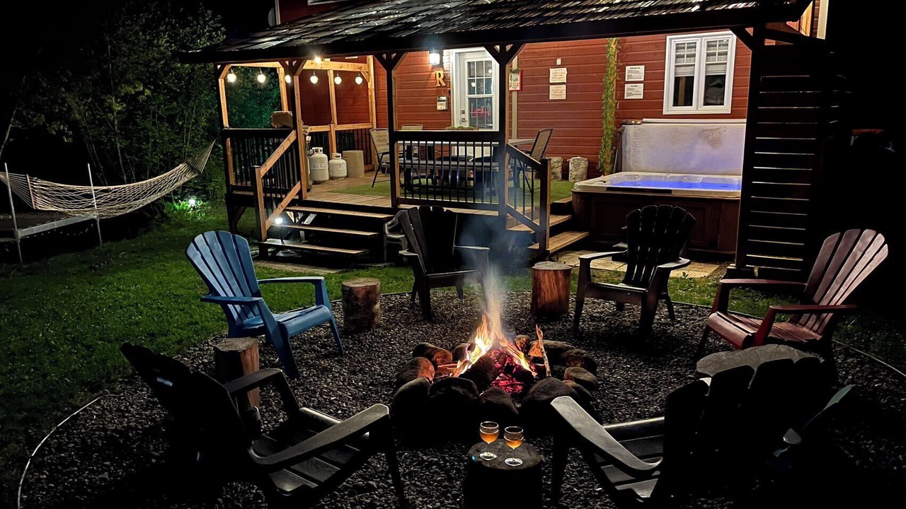 Photo of Patio Balcony in Stoneham-et-Tewkesbury