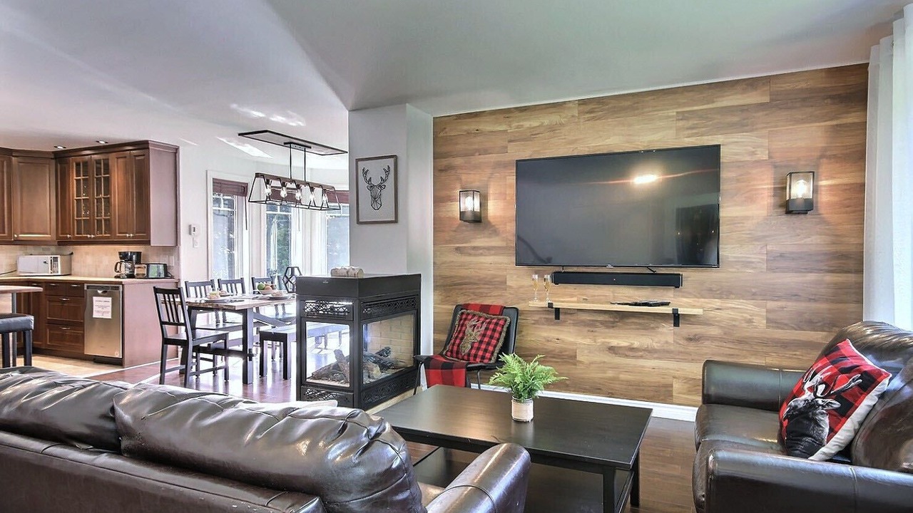 Photo of Livingroom in Stoneham-et-Tewkesbury