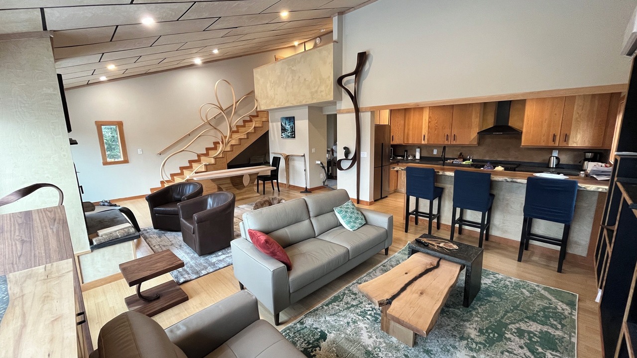 Photo of Livingroom in Portuguese Cove