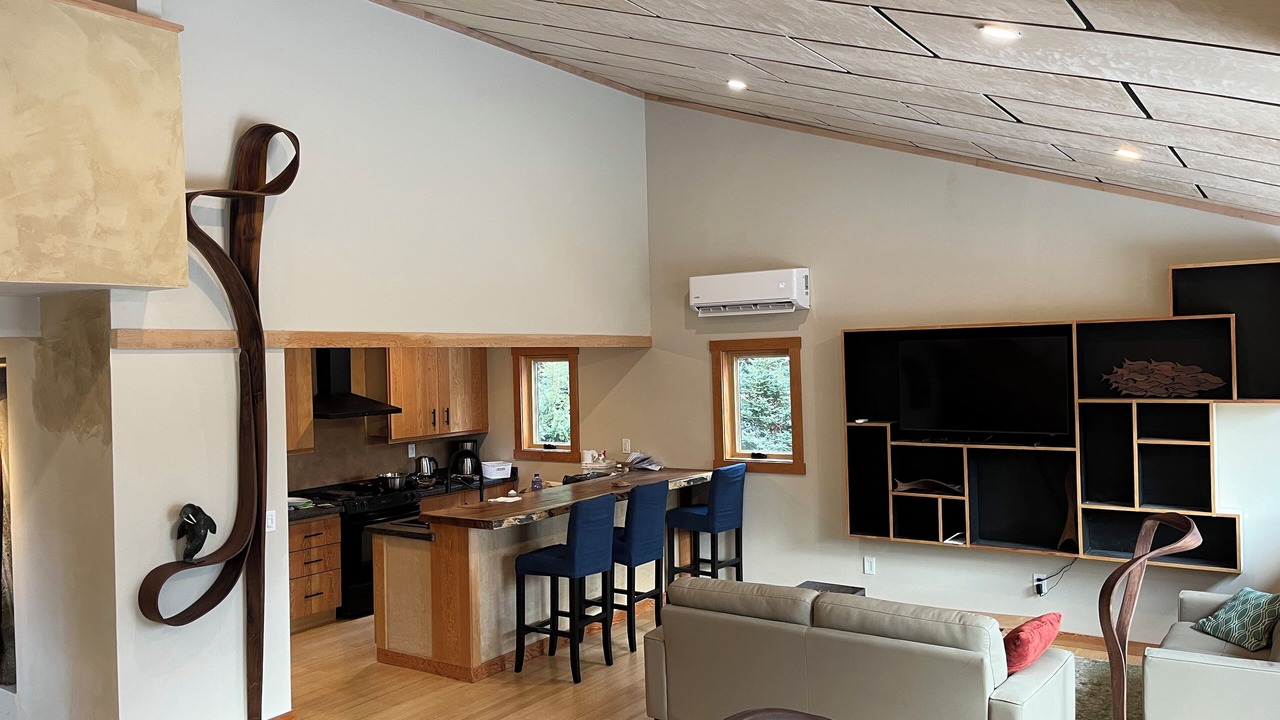 Photo of Livingroom in Portuguese Cove