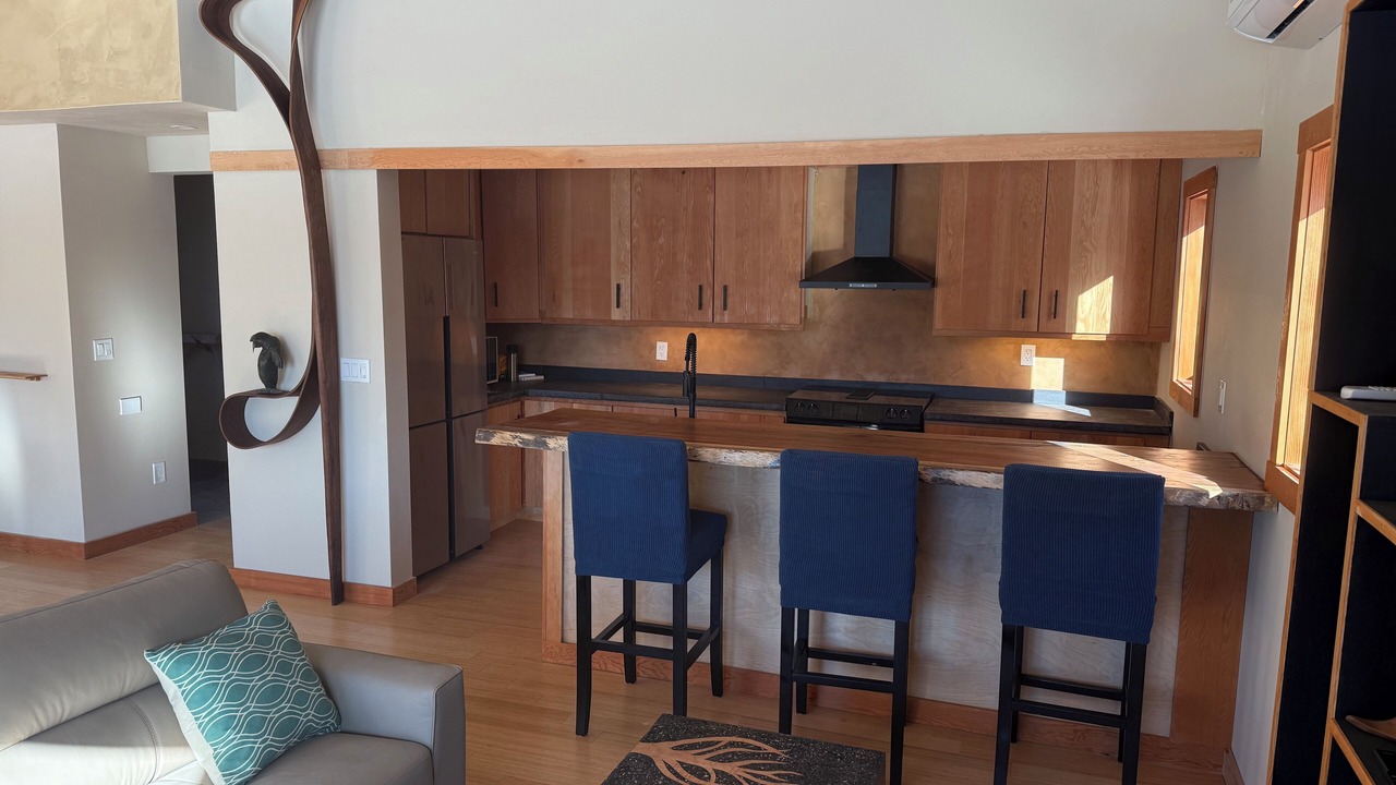 Photo of Livingroom in Portuguese Cove
