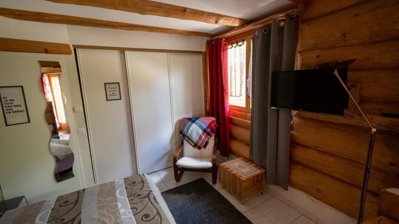 Photo of Bedroom in Chalais