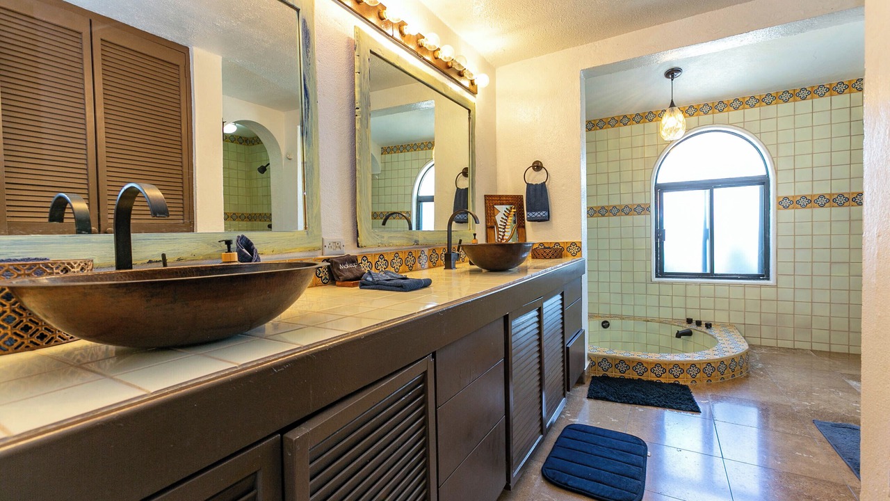 Photo of Bathroom in Cabo Bello