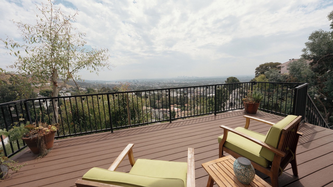Photo of Outdoor in Hollywood Hills West