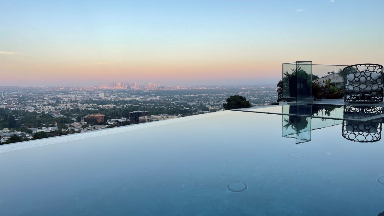 Photo of Outdoor in Hollywood Hills West