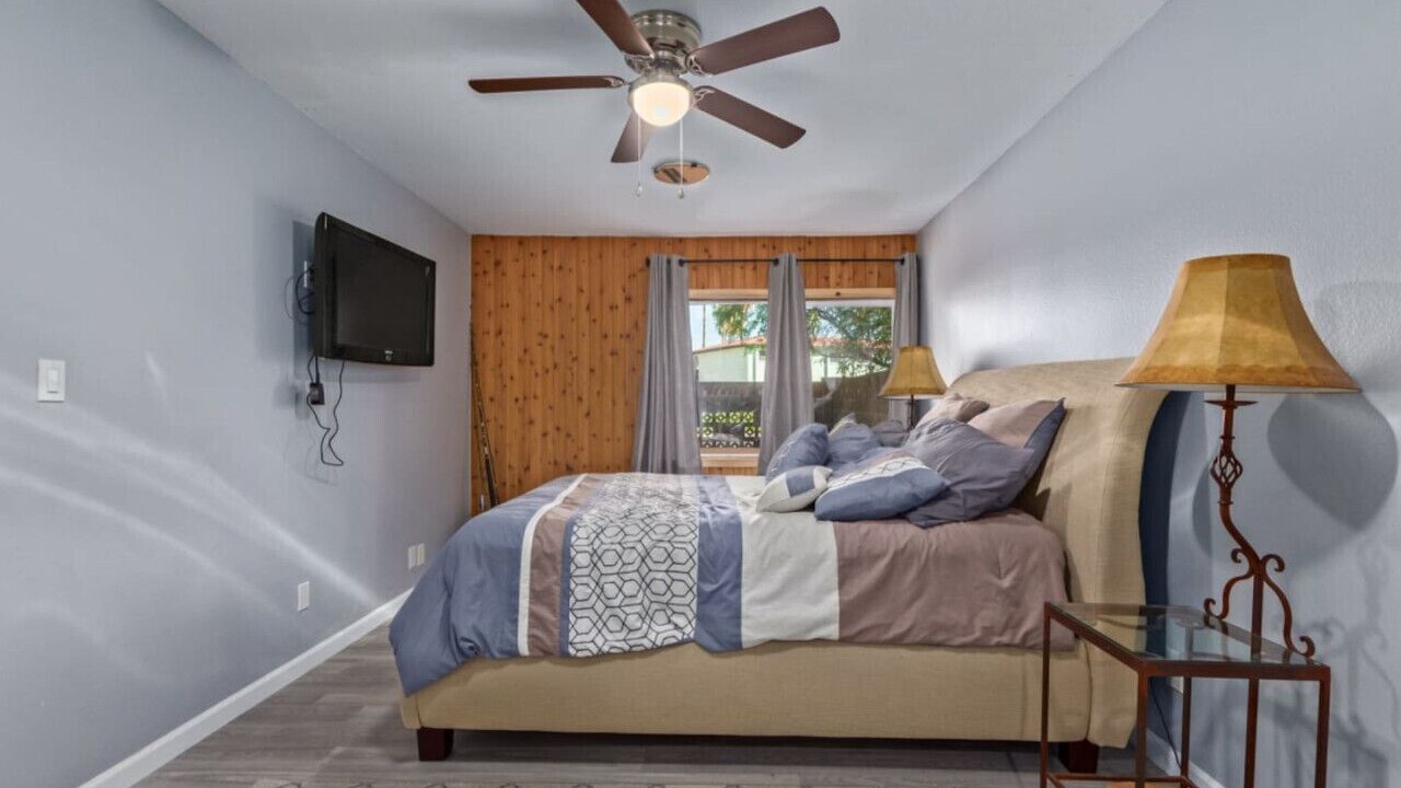 Photo of Bedroom in Mesa Grande