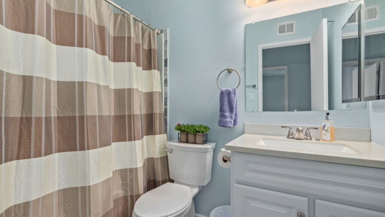 Photo of Bathroom in Mesa Grande