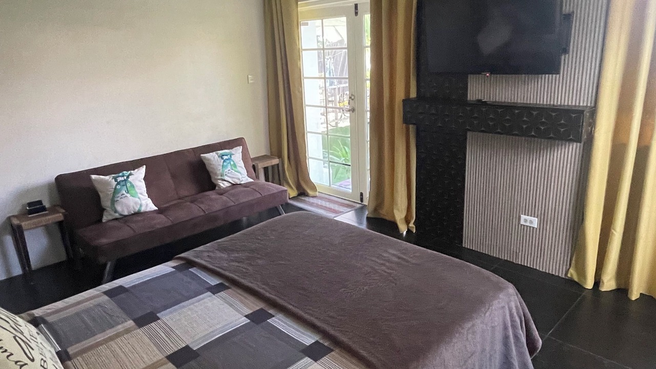 Photo of Bedroom in Haggatt Hall