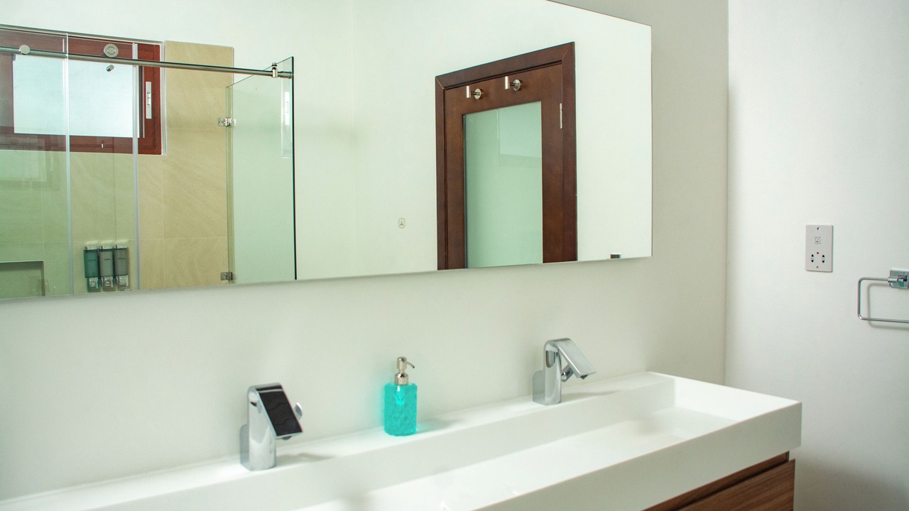 Photo of Bathroom in Marigot Bay