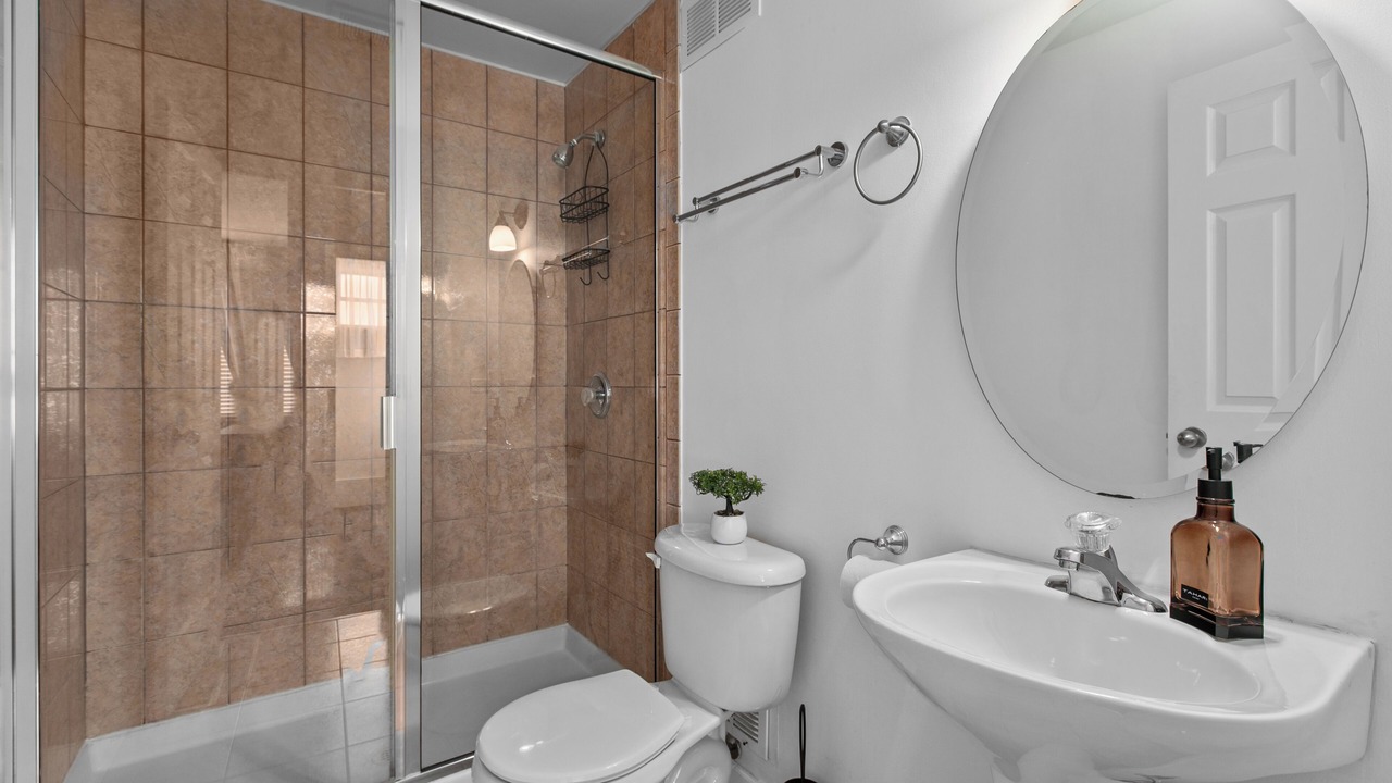 Photo of Bathroom in Near West Side