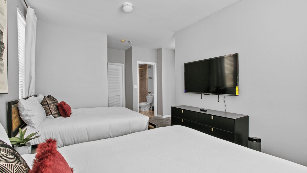 Photo of Bedroom in Near West Side