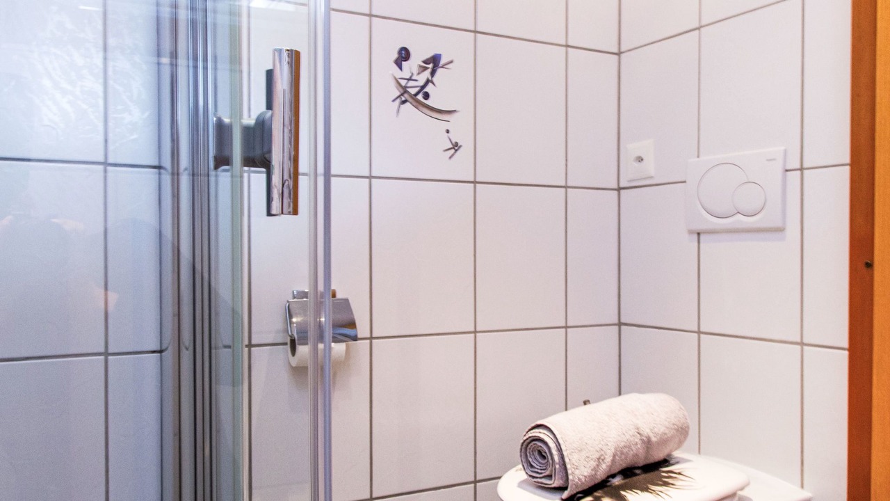 Photo of Bathroom in Saclentse