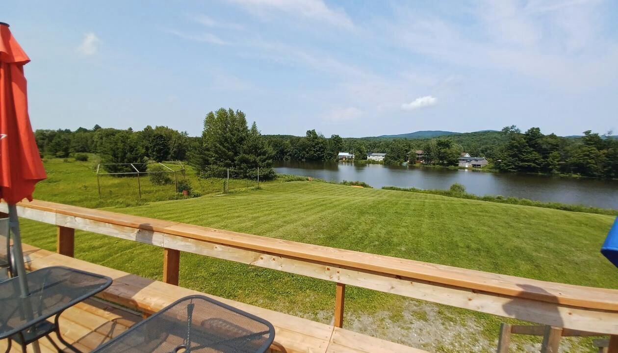 Photo of Outdoor in Bolton-Ouest
