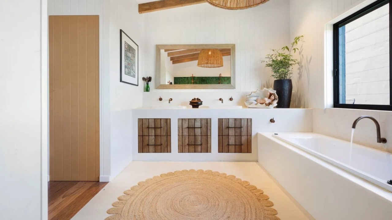 Photo of Bathroom in Coopers Shoot