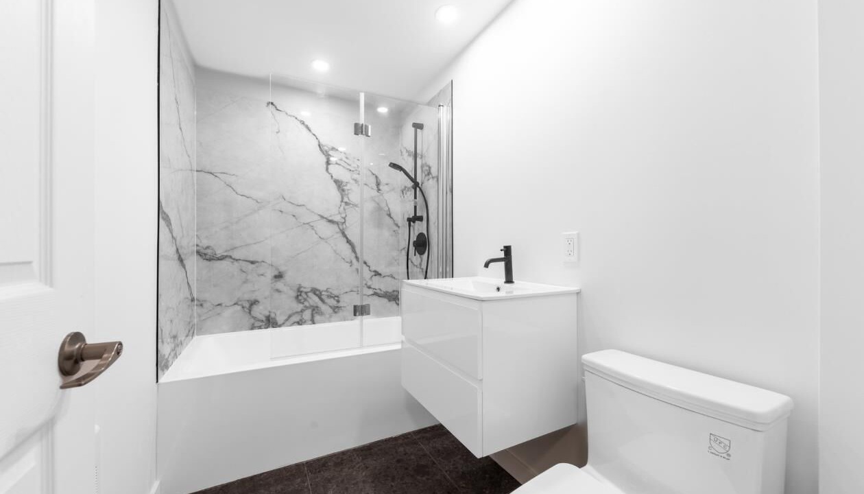Photo of Bathroom in Chambly