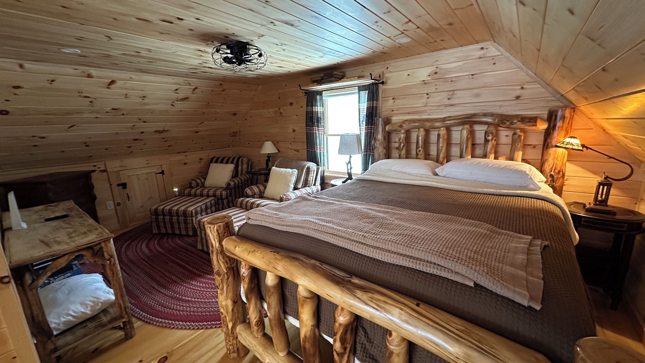Photo of Bedroom in Colebrook