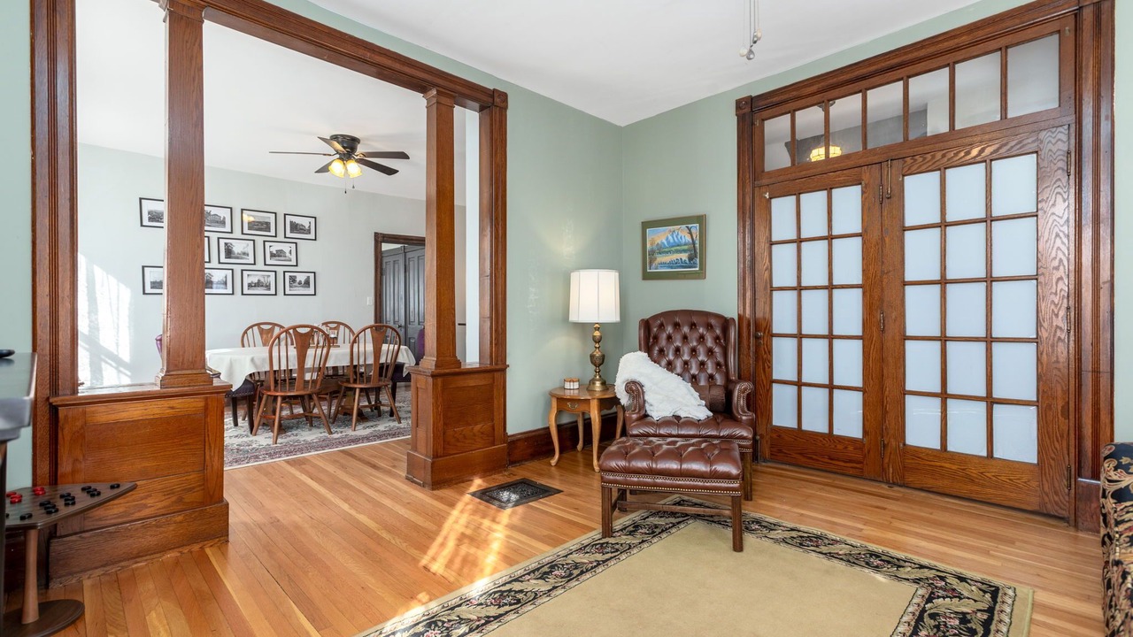 Photo of Livingroom in Hughesville