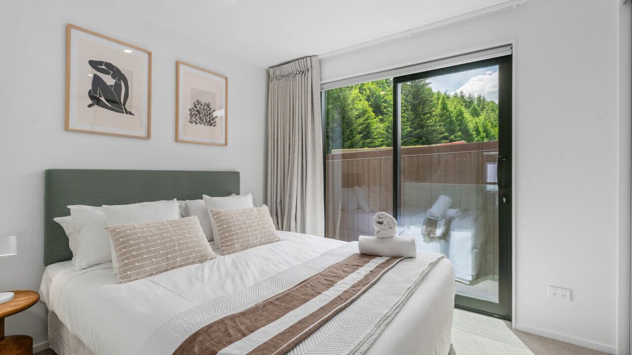 Photo of Bedroom in Arthur's Point