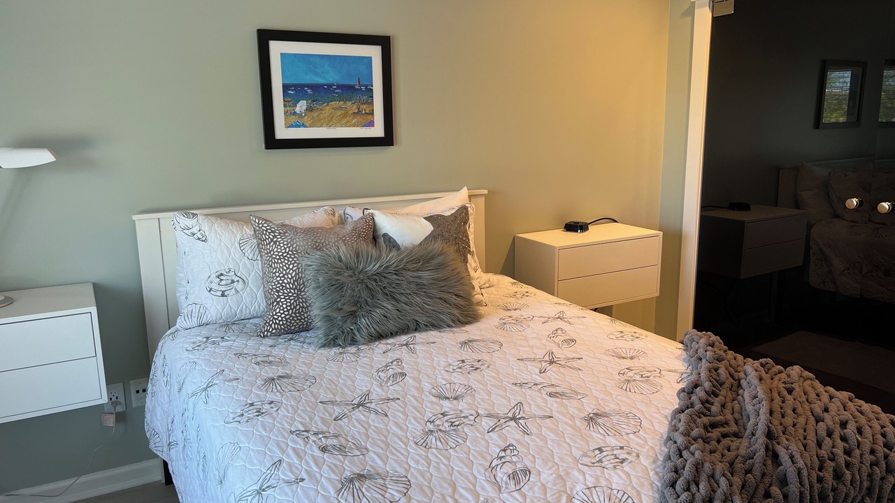 Photo of Bedroom in Spring Lake