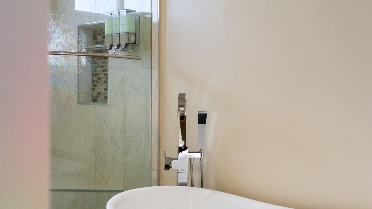 Photo of Bathroom in Porter Ranch