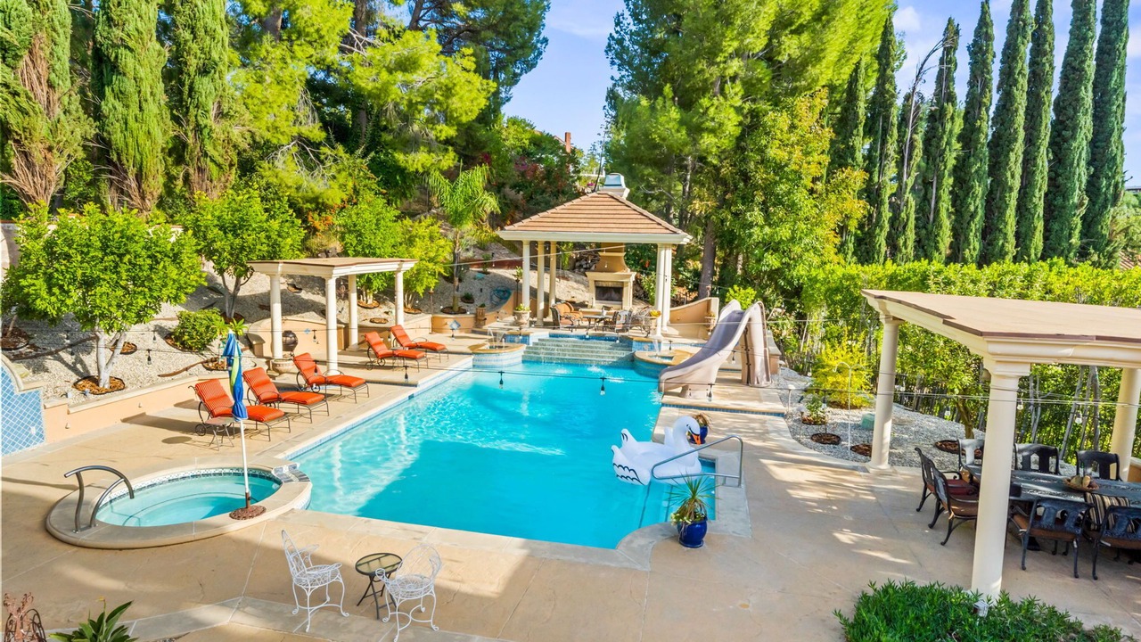 Photo of Outdoor in Porter Ranch