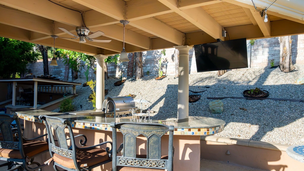 Photo of Patio Balcony in Porter Ranch