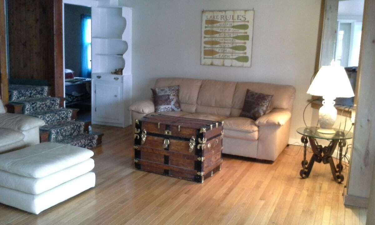 Photo of Livingroom in Fair Haven
