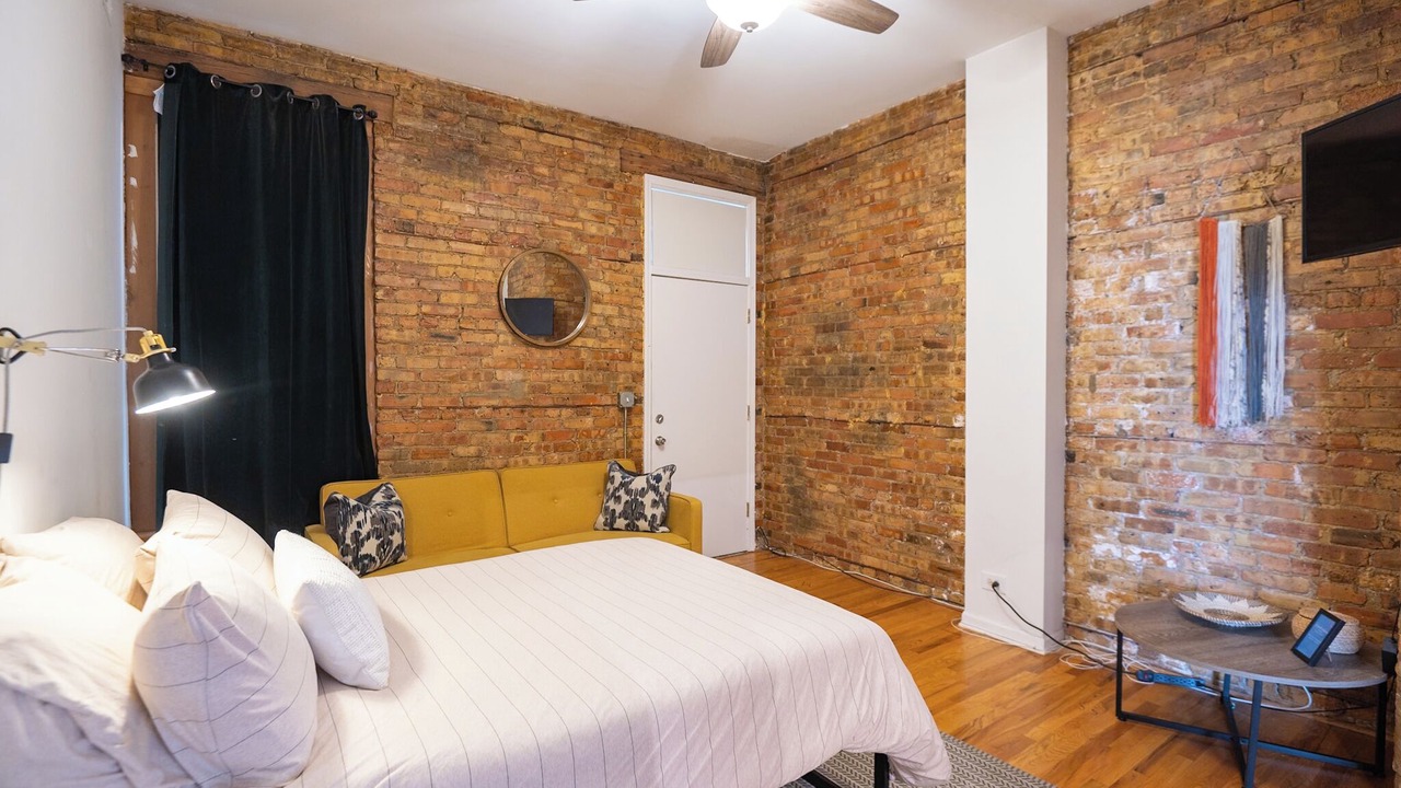 Photo of Bedroom in Palmer Square