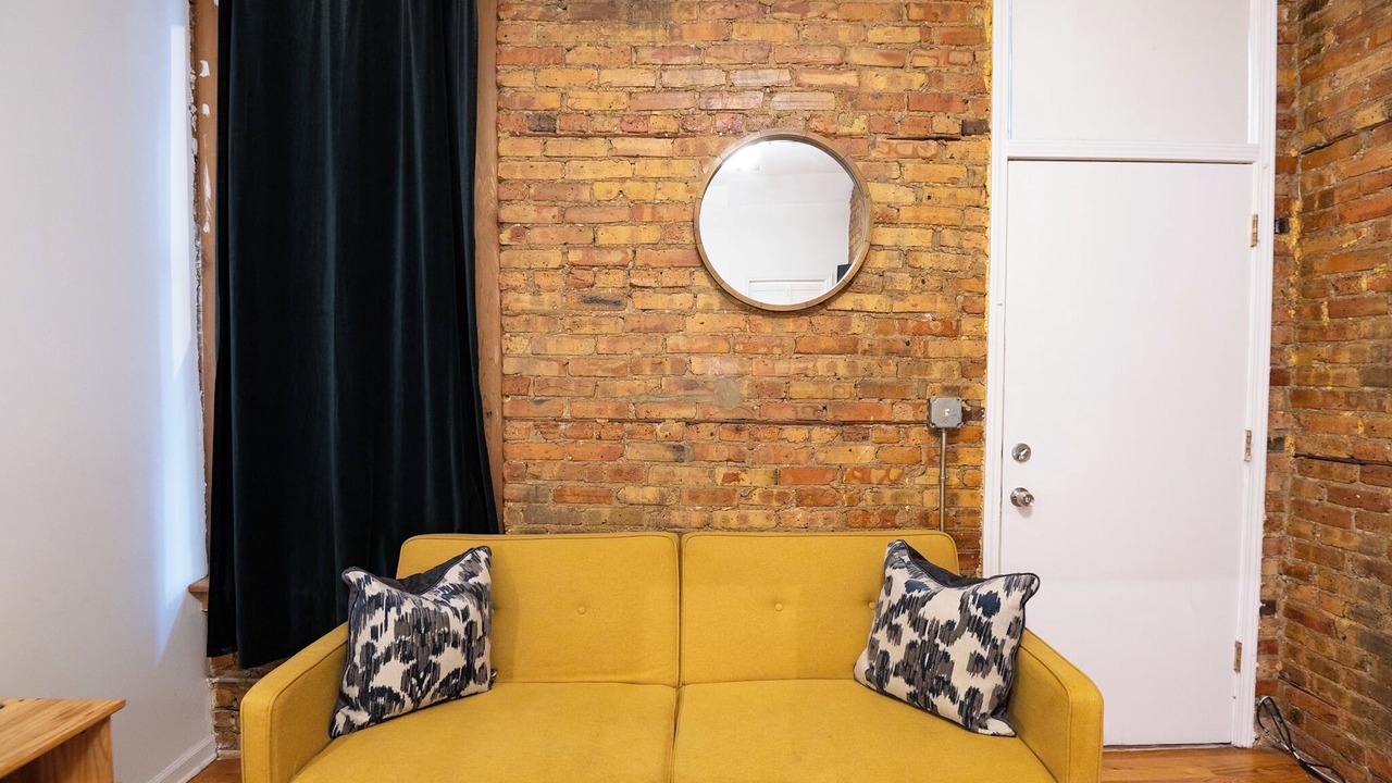 Photo of Livingroom in Palmer Square