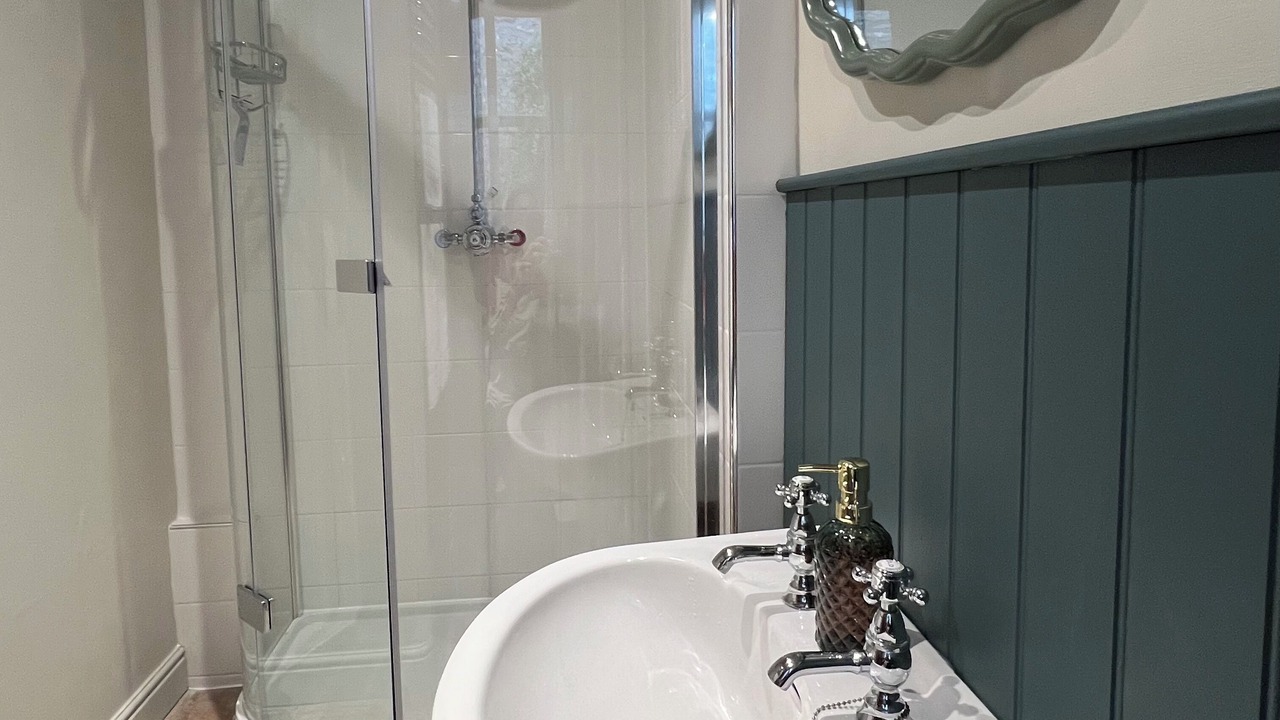 Photo of Bathroom in Chedworth