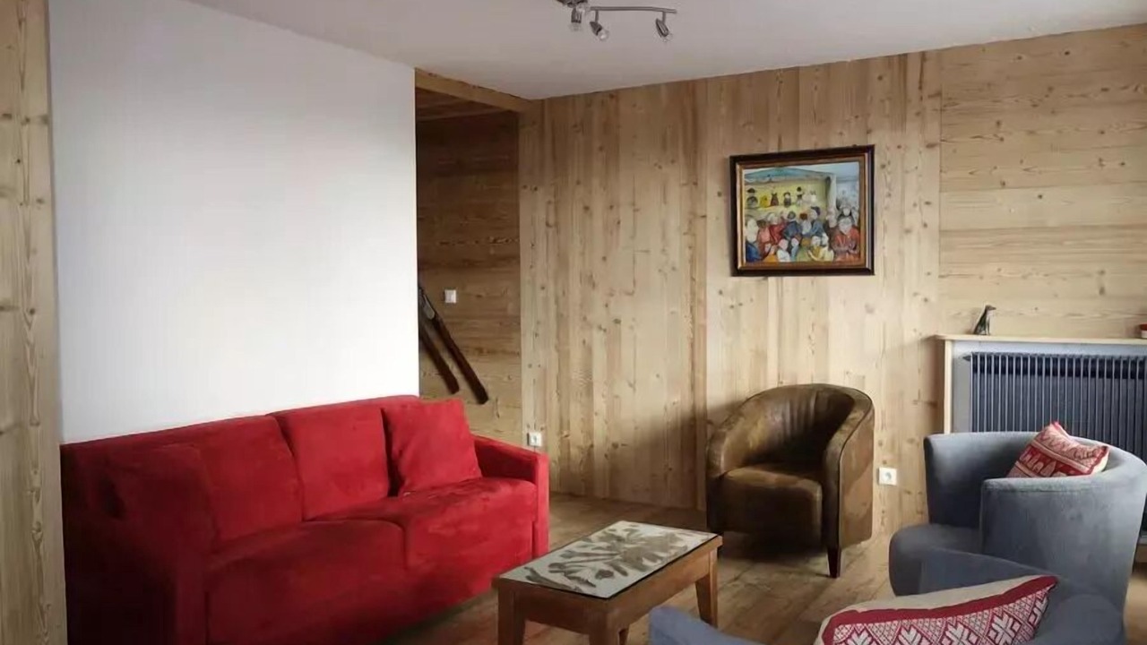 Photo of Livingroom in Jeux