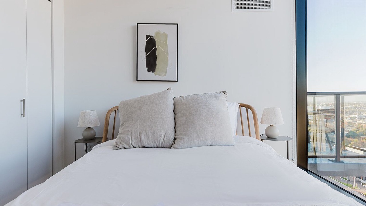 Photo of Bedroom in Illinois Medical District