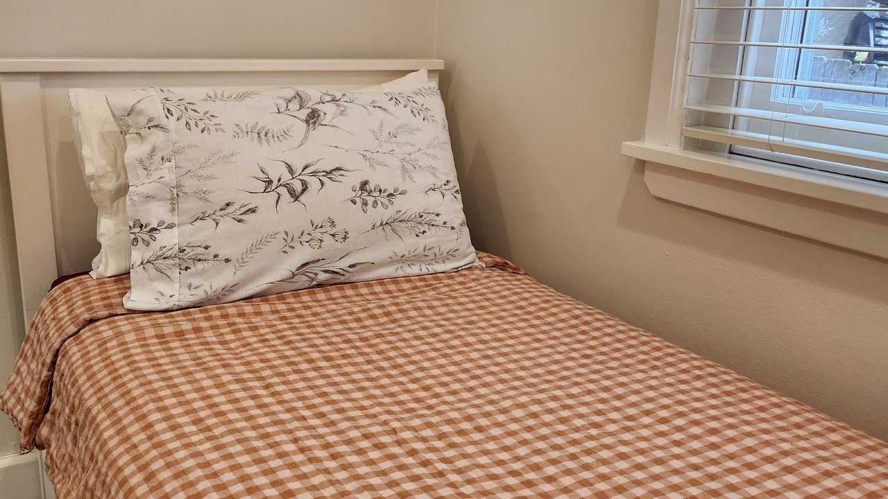 Photo of Bedroom in Willoughby