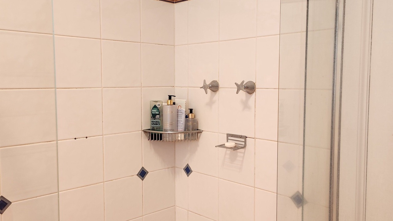 Photo of Bathroom in Willoughby