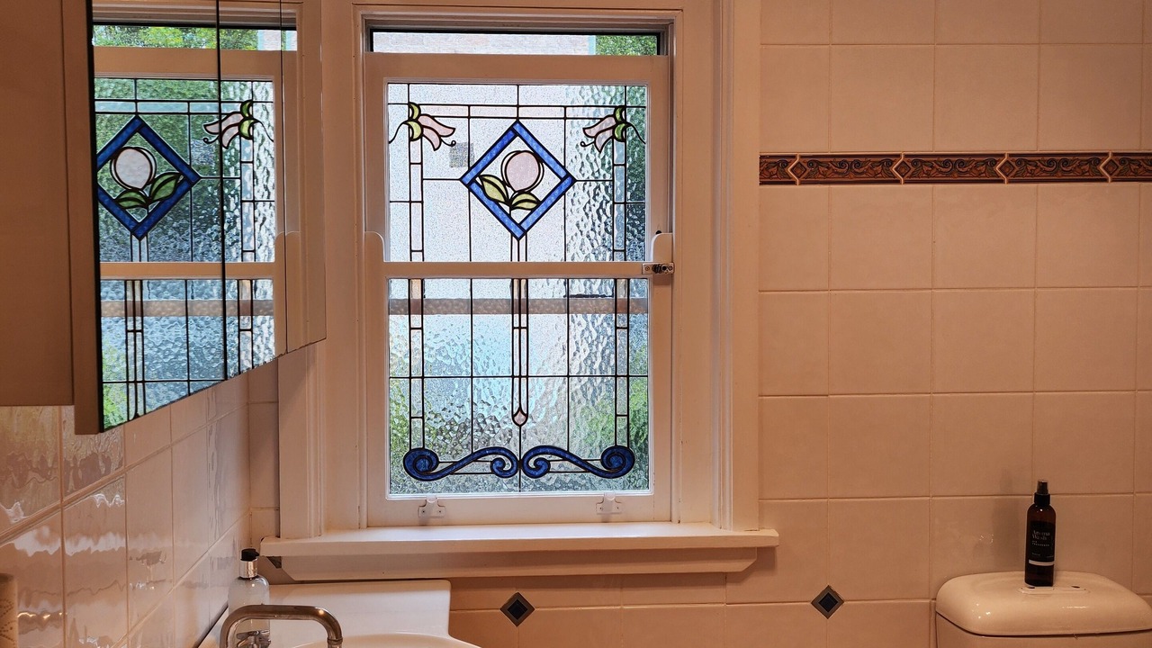 Photo of Bathroom in Willoughby