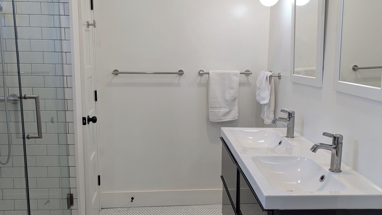Photo of Bathroom in Troy