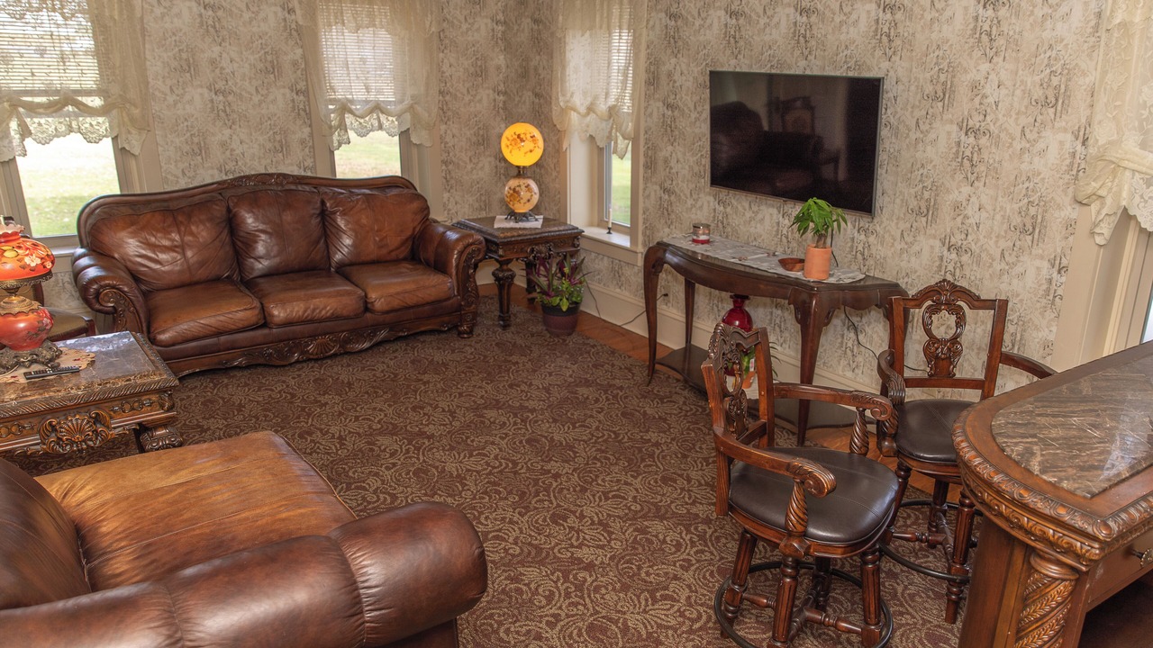 Photo of Livingroom in West Milton